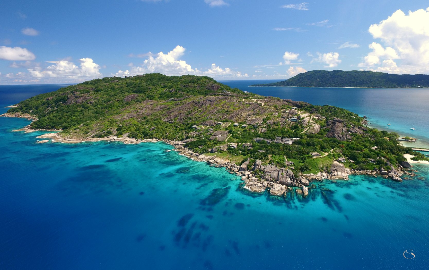 Aerial view of Félicité Island, Seychelles LuxurySafariLodges.com